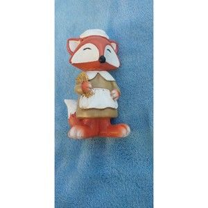 Pilgrim fox figure.. One of a set of two.. Originally from hobby lobby preowned
